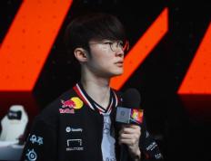 Faker认爲(wèi)T1四(sì)名队友是最强的(de)LOL选手