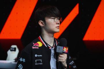 Faker认爲(wèi)T1四(sì)名队友是最强的(de)LOL选手