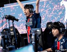 LOL全华班(bān)晋级世界賽(sài)！Karsa泪洒賽(sài)场，FoFo：我真(zhēn)的有罪？