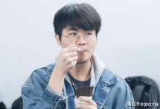 LOL热度严重下滑，多位职业选手都不想播了，纷纷直播玩其他游戏