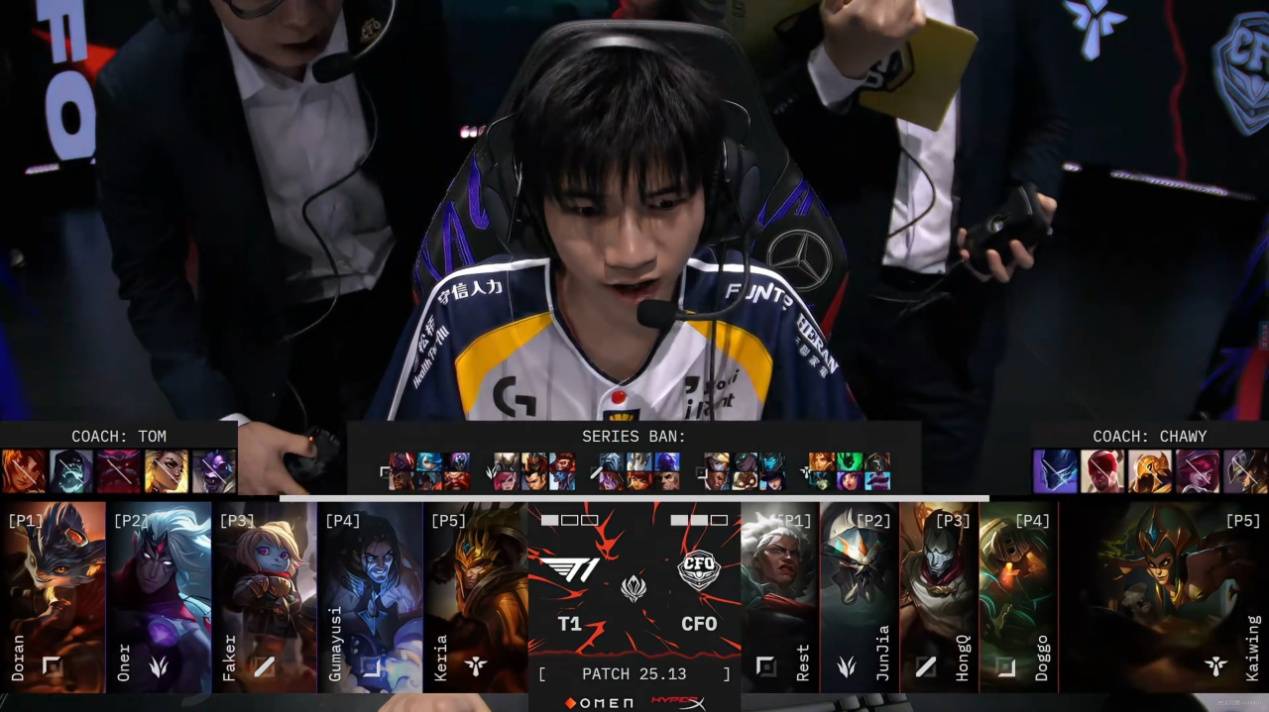 Faker絕(jué)境爆发，T1開(kāi)启愤怒形态！CFO逆转打团灭，比赛拖入決(jué)胜局