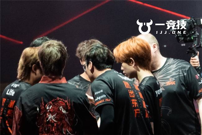 无畏(wèi)契约：autumn将离开FPX，战队可能分崩离析