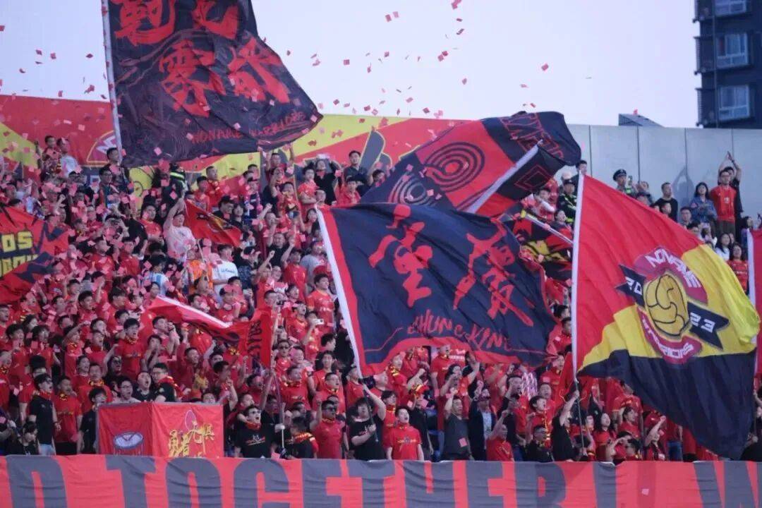 “渝(yú)超”线下观赛地图出炉→看(kàn)球嗨购两不误！