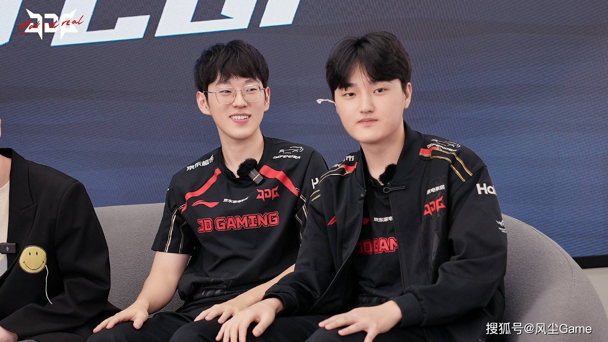 LOL換(huàn)线创始人拿下首胜！赛后采访泪洒赛场，自我点评：烂到流脓