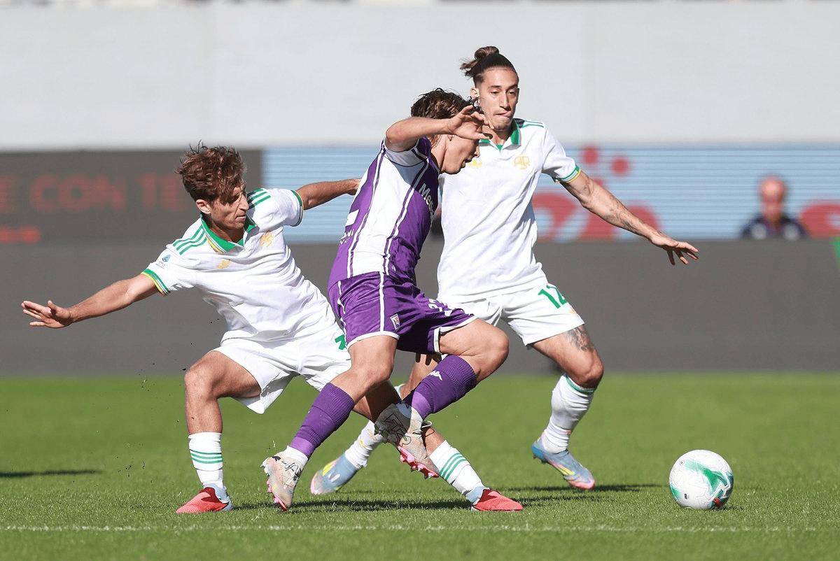 罗马+那不勒斯均上演逆(nì)转好戏,两队同分,排(pái)名包揽前二