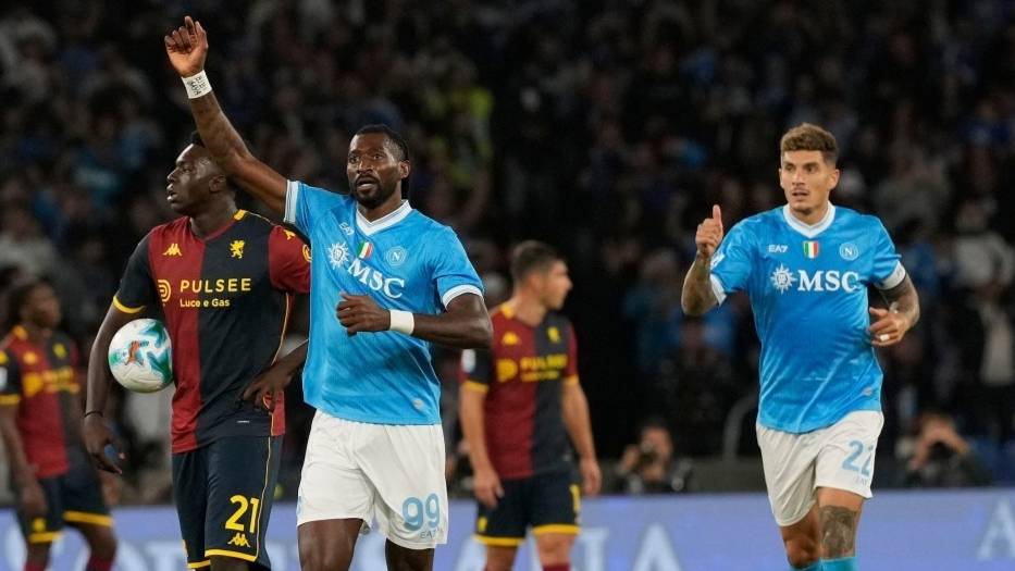 罗马+那不勒斯均上演逆(nì)转好戏,两队同分,排(pái)名包揽前二