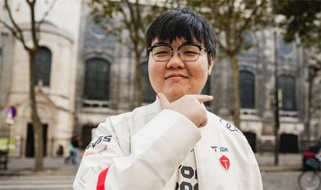 【一(yī)竞技1JingJi】LOL：FPX官宣退出LPL赛事 369大概率休息AL全员续约